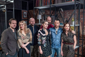 dobrze się kłamie.png