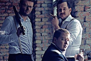 Grupa trzymająca mikrofon MCK 2018